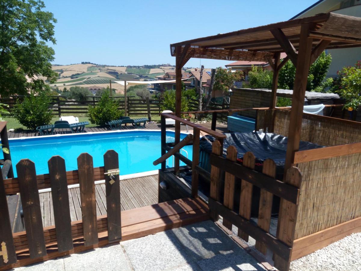 San Savino  Ca'Silvia Bed & Breakfast エクステリア 写真